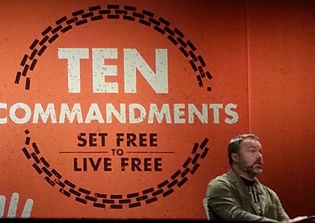 Ex-Mars Hill Pastor Mark Driscoll buys historic Arizona church building despite racketeering lawsuit