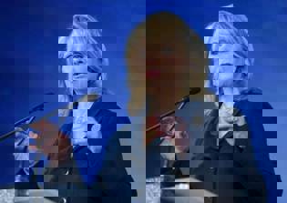 Oklahoma Halts Executions Until 2016 Pending Investigation