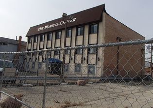 Illinois pregnancy centers sue governor over law requiring them to promote abortions