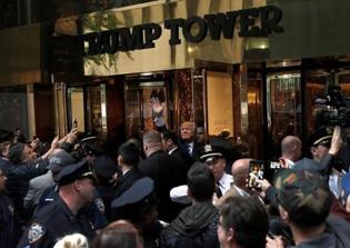 Trump's video scandal divides evangelical and conservative leaders