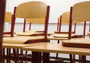 UK Catholic schools asked to drop terms 'mother' and father' from admission forms