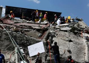 Catholic youth volunteers beaten, raped and shot while delivering earthquake aid in Mexico