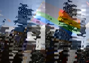 United Methodist minister comes out as gay during sermon