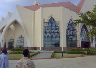 Nigeria releases five suspected murderers of pastor's wife