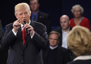 Donald Trump threatens jail time for Hillary Clinton in second presidential debate