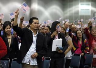 Immigrant seeks removal of 'So Help Me God' from US citizenship oath