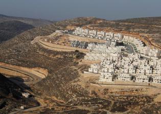 Ancient menorah, cross carvings discovered by Hannukah hikers in Israel