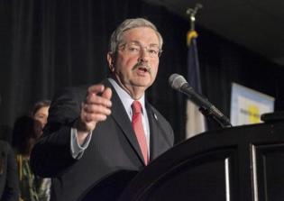 Iowa governor gets flak for Bible-reading proclamation