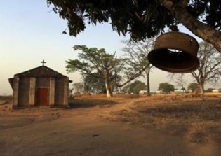 Muslim Imam converts to Christianity in Uganda; Resulting persecution sees him lose family, home and business