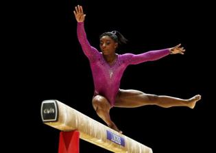 'Dancing with the Stars' season 23 cast news: Simon Biles rumored to join cast