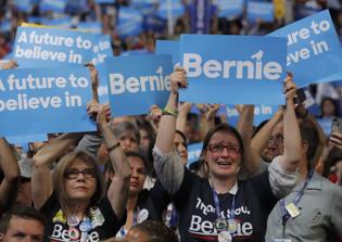 Richard Dawkins angry that 'atheist' label on Bernie Sanders would be considered a smear on his campaign