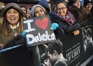 'Fifty Shades of Grey' Box Office News Update: Remains Red-Hot at Box Office and in Billboard As Well